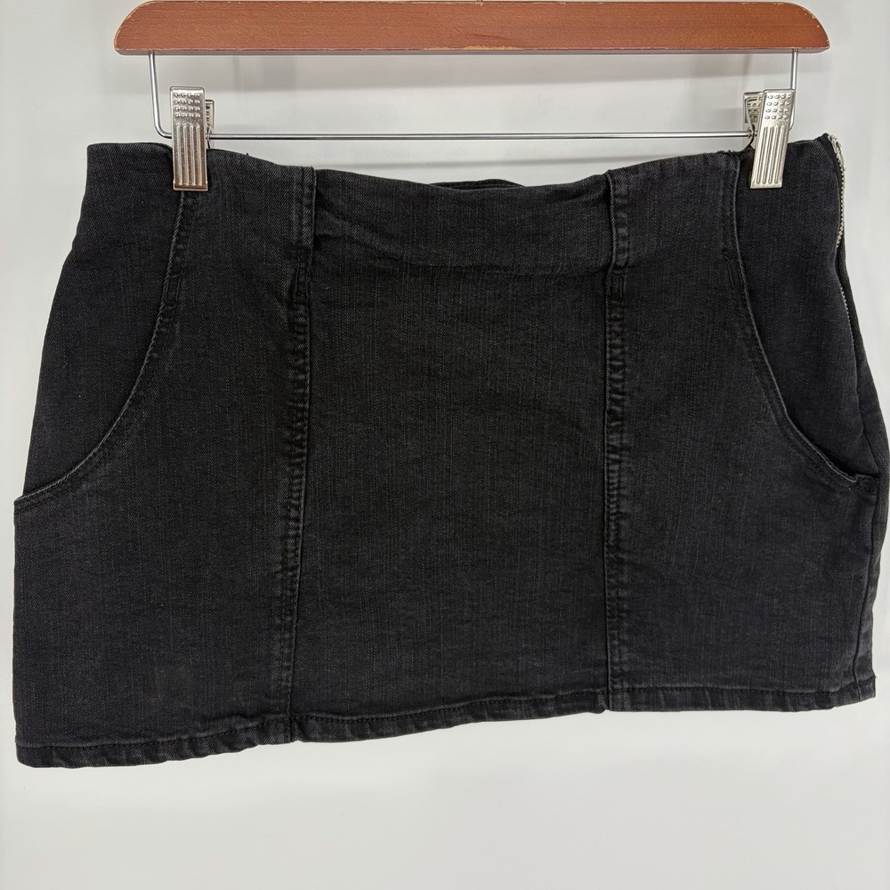 Love Tree Black Denim A-Line Mini Skirt L Pockets Fairy Grunge Baddie Punk‎ Edgy